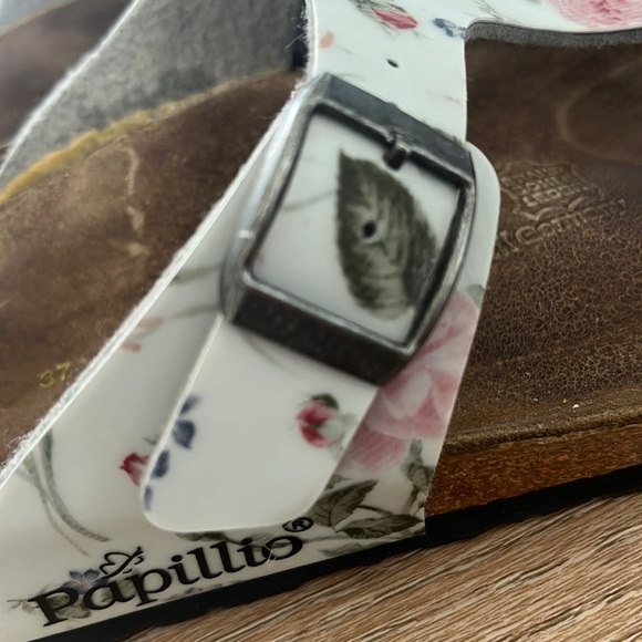 Birkenstock Floral White Sandals - Picture 10 of 11